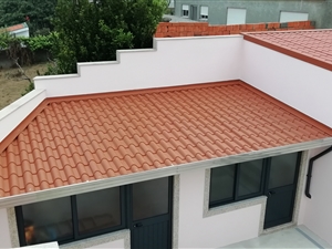 Cobertura em anexos com chapa sanduiche